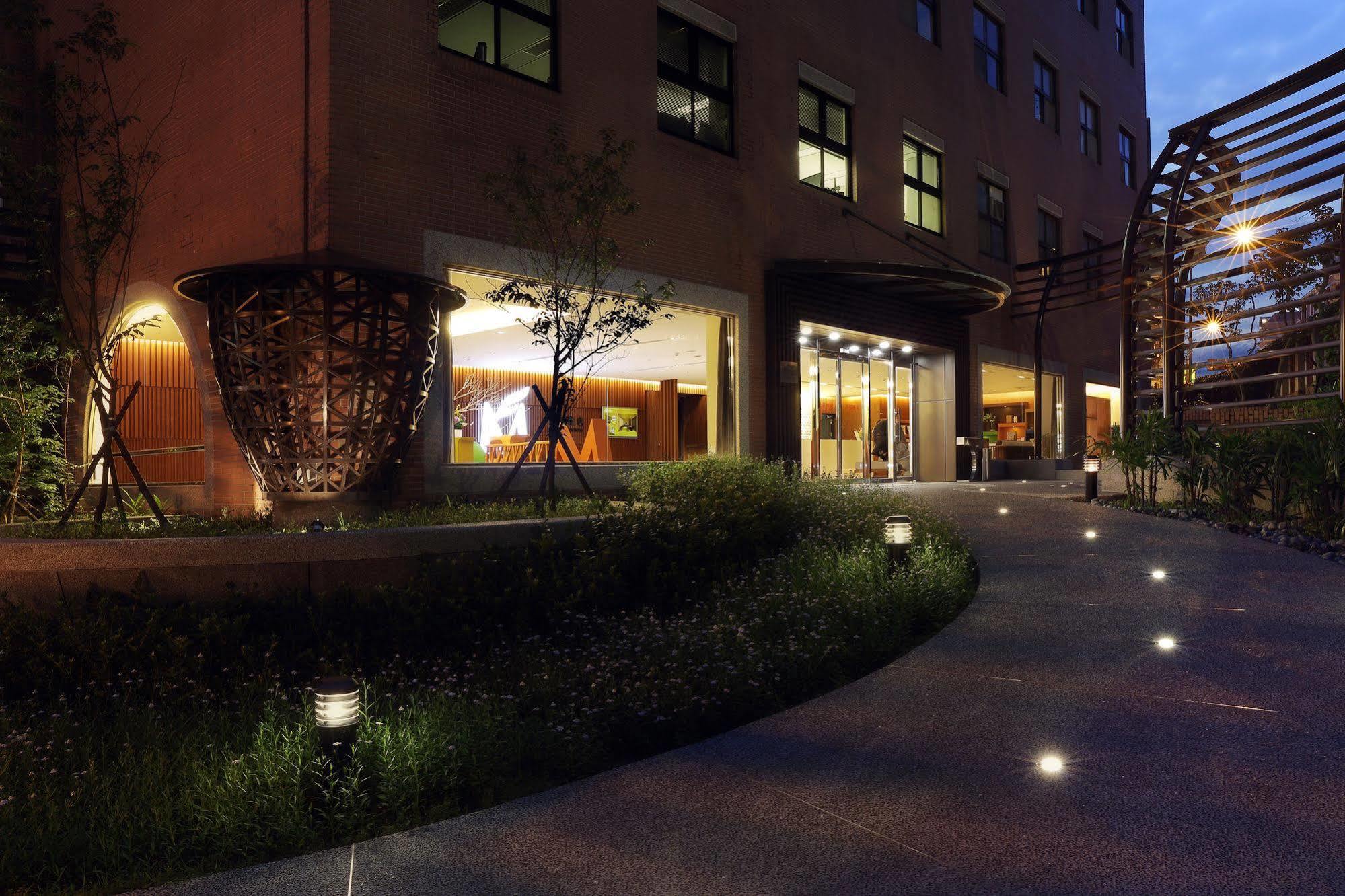 Mellow Fields Hotel Taipei Esterno foto