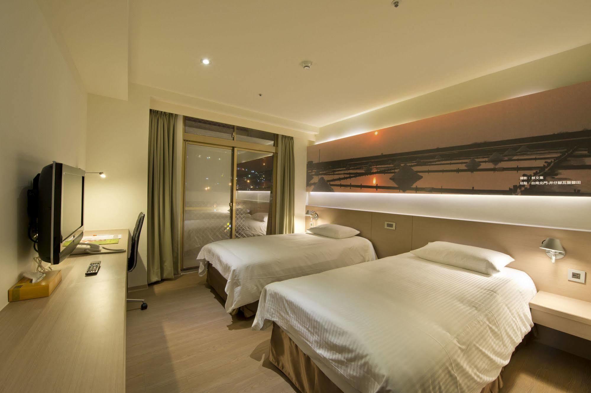 Mellow Fields Hotel Taipei Esterno foto