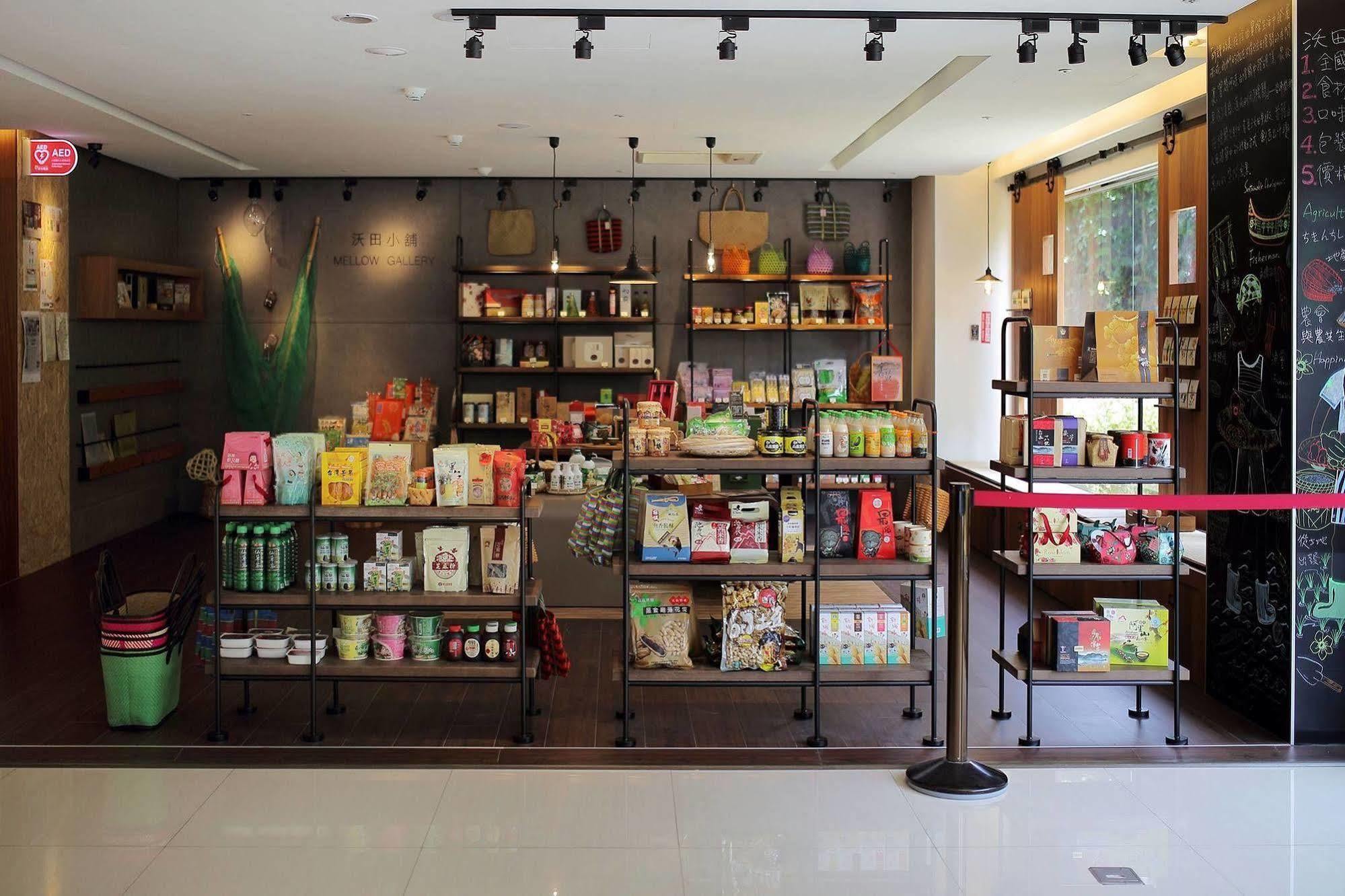 Mellow Fields Hotel Taipei Esterno foto